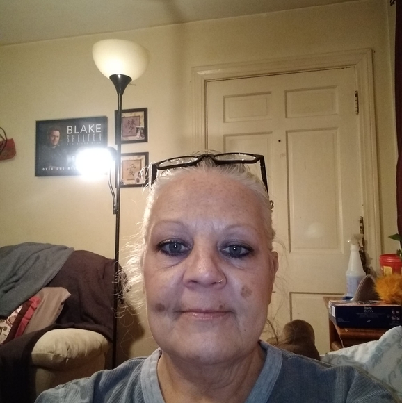 Meet your Posher, Glenna j. - Picture 1 of 1